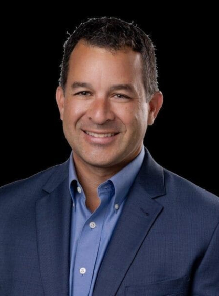 Ale-Mendoza-crop-451x600