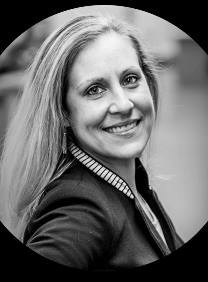Elaine Carroll - Headshot